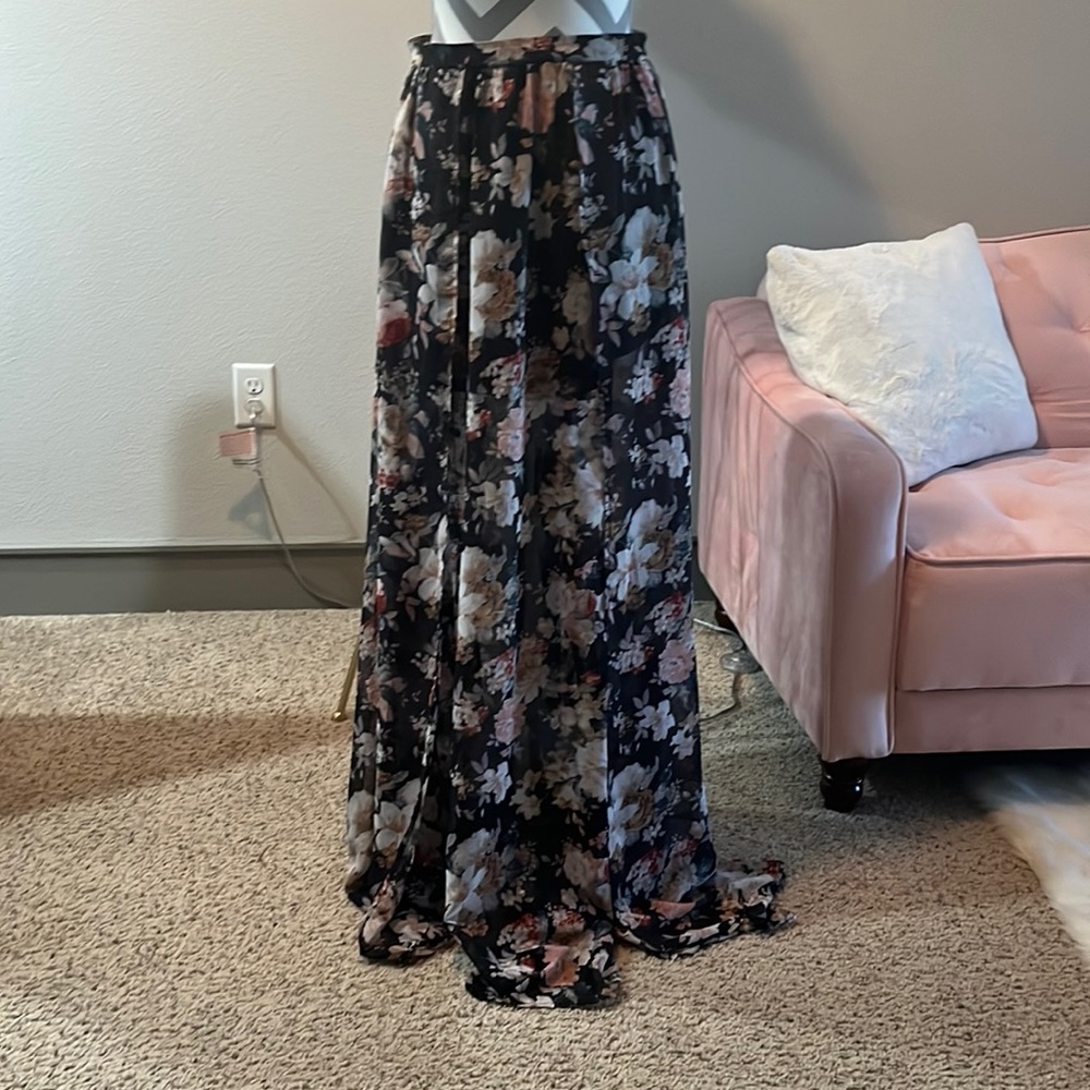 Windsor maxi skirt with shorts